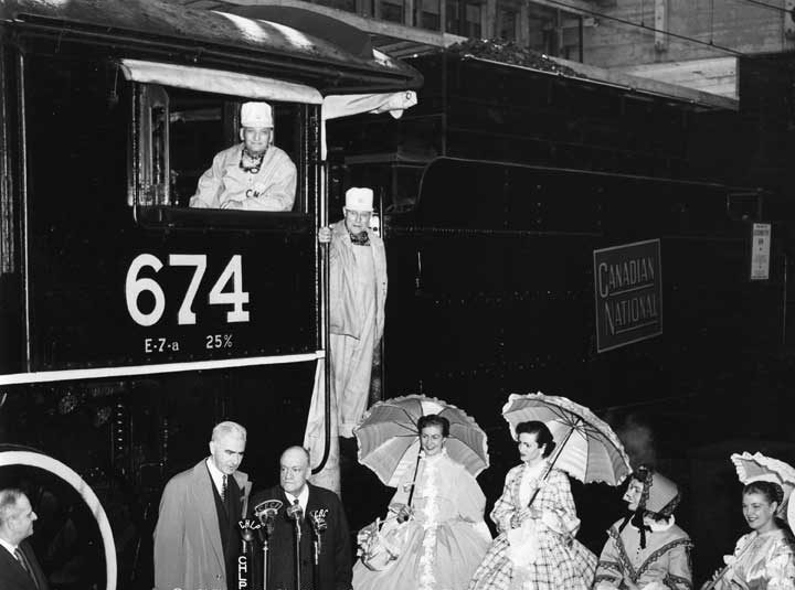 Press conference in honour of the arrival of the Museum Train to Central Station