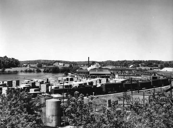 Muskoka Wood Products Mill, Huntsville, Ont. and freight train