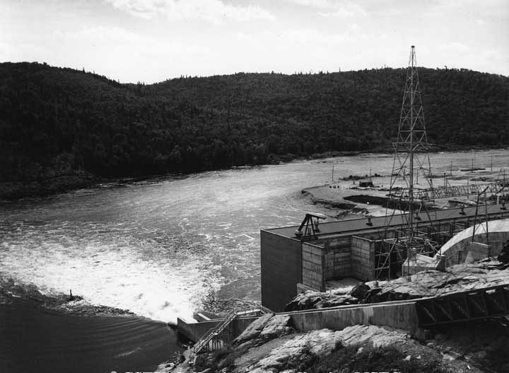 Quebec dam - Log Chute - Shawinigan Power Company