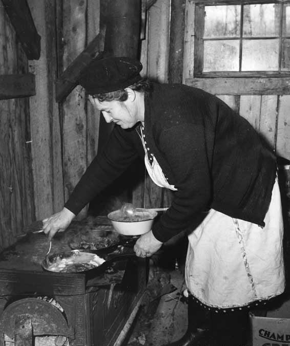 Quebec - maple sugar party at St. Julienne, Que. - April 1946