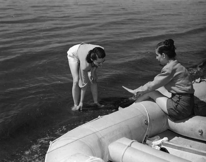 Quebec vacation - paddling in the St. Lawrence, Sacré-Coeur, Quebec