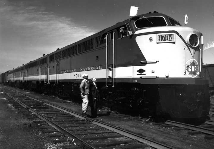 8704 heads four diesel units of type CFA16-4 and CFB16-4