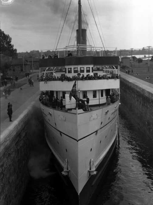 Ship passes through the narrow Soo locks