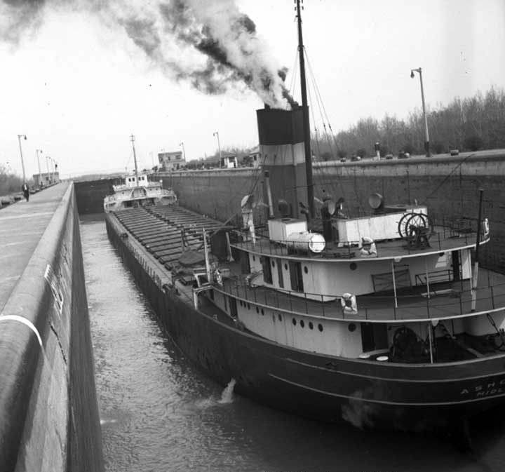 Cargo ship going through the locks of the Welland Canal