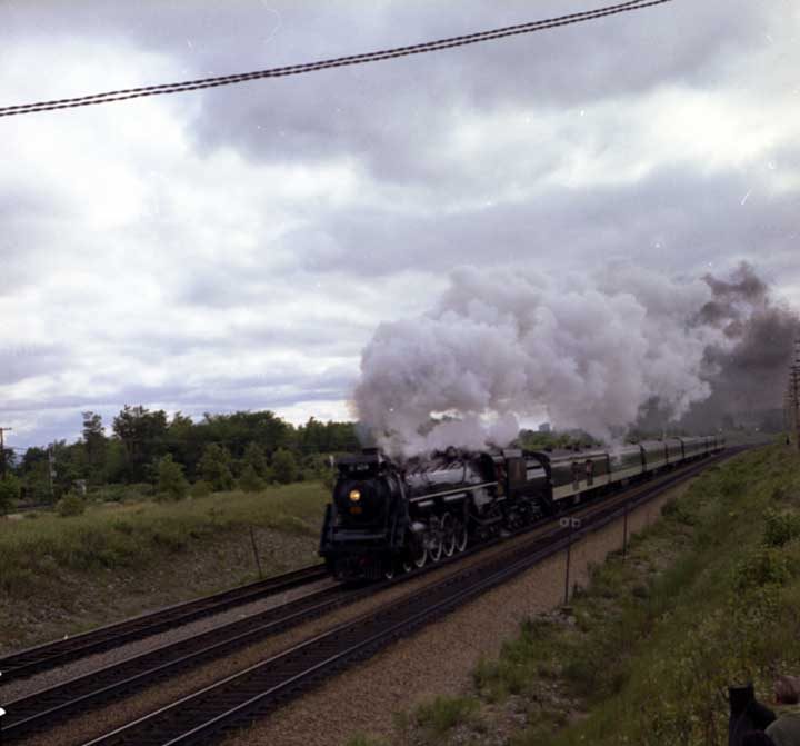 Locomotive no. 6218 in the Lachine area on its last run