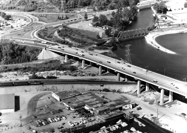 Trackage crossing under Second Narrow Bridge, Vancouver