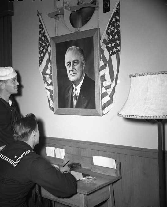 Montreal Station Legion Room - U.S. sailors (Roosevelt picture).