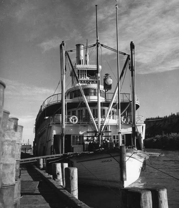 Alaska - paddle wheeler