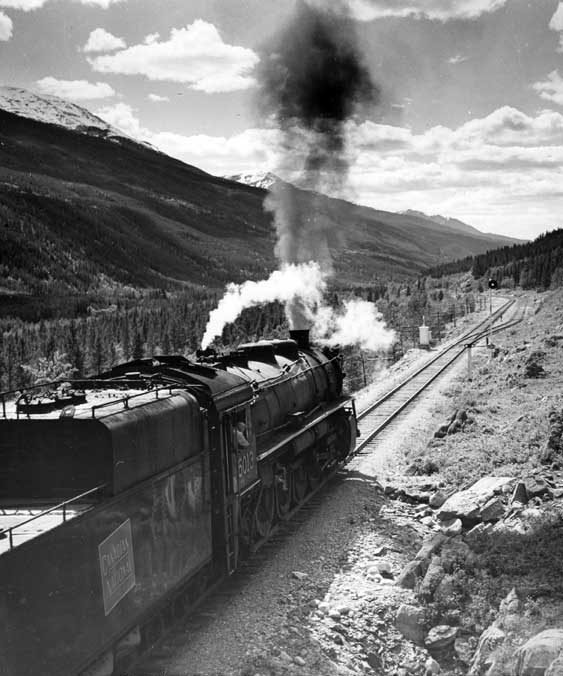 Trains just west of Jasper