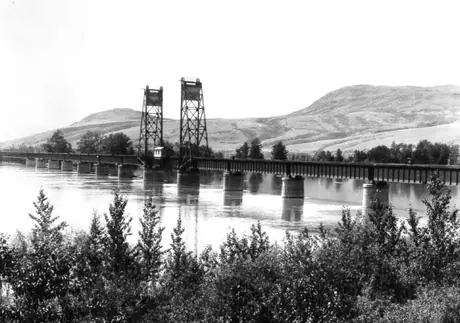 Bridge over North Thompson River