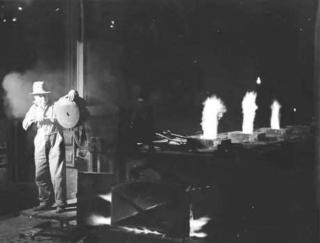 Prince Rupert shipyard : blast furnace in operation in slab shop