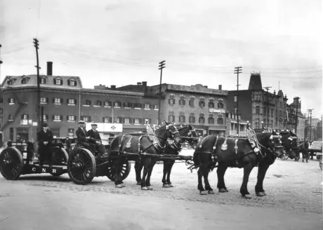 A heavy-duty sloven wagon used for heavy loads