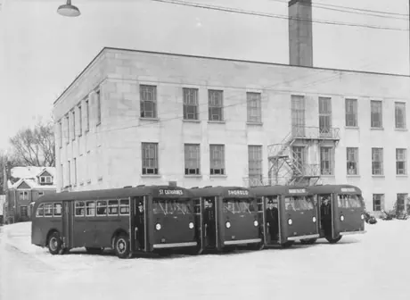 New buses for the Niagara, St. Catherines & Toronto Railway
