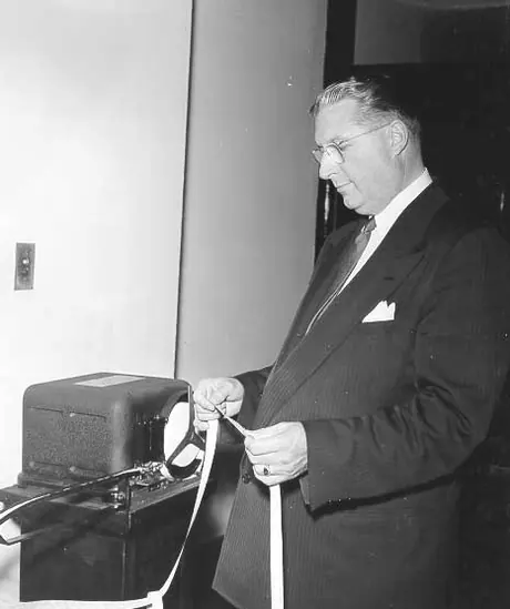 Checking prices received by a stock ticker, Toronto Stock Exchange
