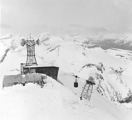 Microwave radio tower and cable car, Pyramid Mountain