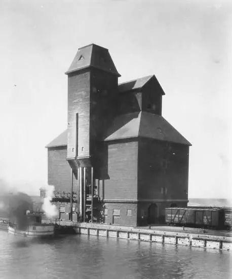 Early grain elevator