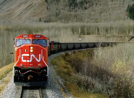 Unit coal train in service