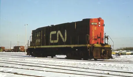 View of a 3800 series locomotive showing the new CN paint scheme