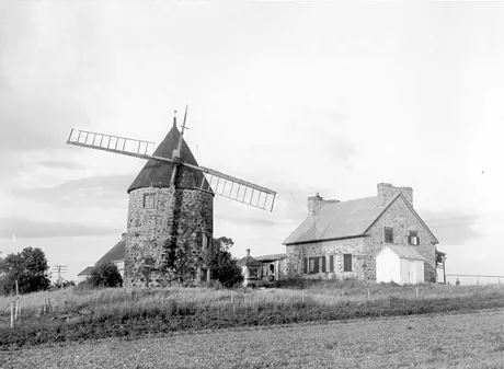 Old windmill at Verchères