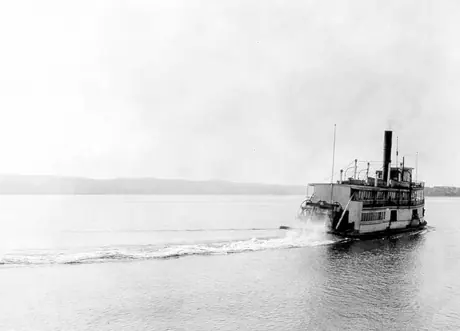 Steamboat Hampton