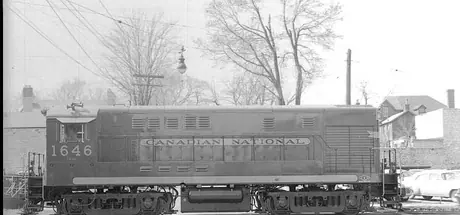 CN diesel-electric locomotive 1646, model H12-44, right side