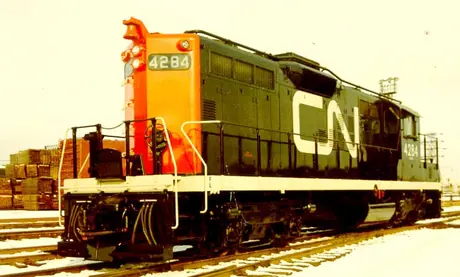 CN diesel-electric locomotive 4284, model GP-9, three-quarter view