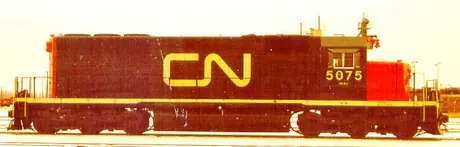 CN diesel-electric locomotive 5075, model SD-40, right side