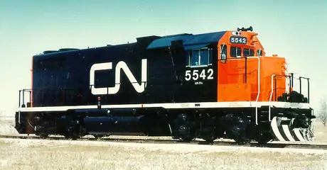 CN diesel-electric locomotive 5542, model GP-38-2, three-quarter view