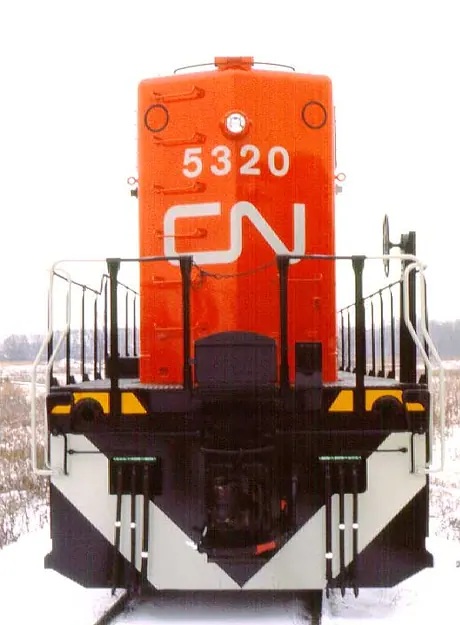 CN diesel-electric locomotive 5320, rear view