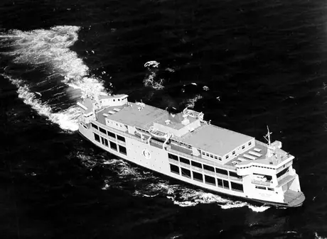 Car ferry MV Holiday Island