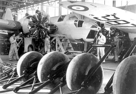 Building a Bristol Bolingbroke IV at a Fairchild Aircraft factory for use by the RCAF
