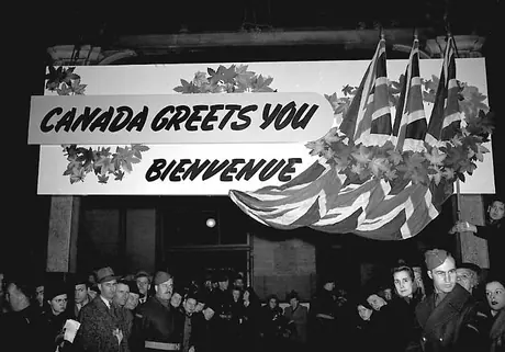 A sign greets returning soldiers at Bonaventure Station