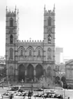 Notre Dame Basilica, Place d'Armes