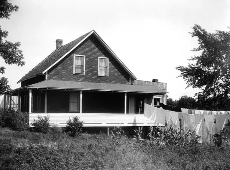 The farmhouse belonging to the Dionne family