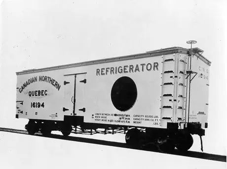 Canadian Northern Quebec Lines refrigerator box car no. 16194, side view