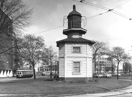 The Queen's Wharf Lighthouse