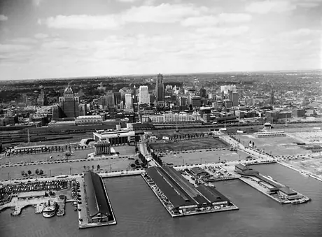 Canadian Steamship Lines deck facilities at Queens Quay