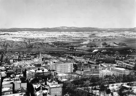 A cityscape showing Limoilou and the Québec City railway yard