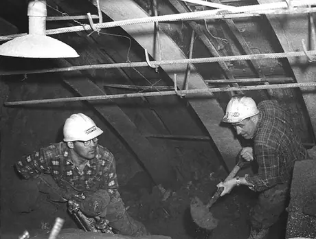 Mount Royal Tunnel - workers in new south section