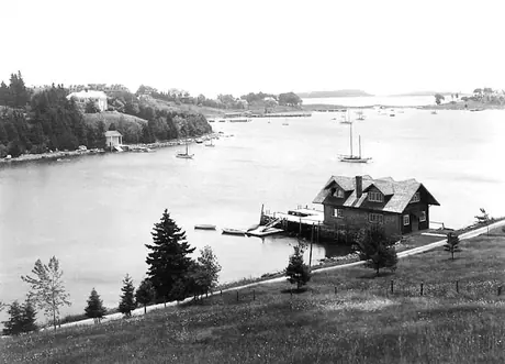 Boats and docking facilities in the Chester Basin