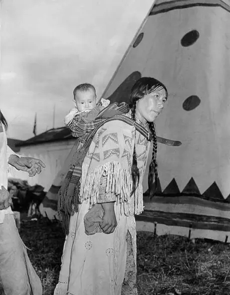 Aboriginal mother and baby