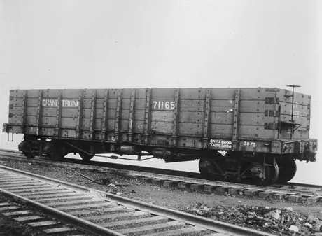 Grand Trunk Railway wooden gondola box car no. 71165 with a 40 ton capacity