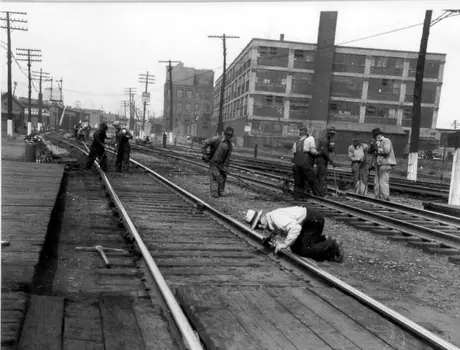 Sectionmen working on the main line at Turcot yard