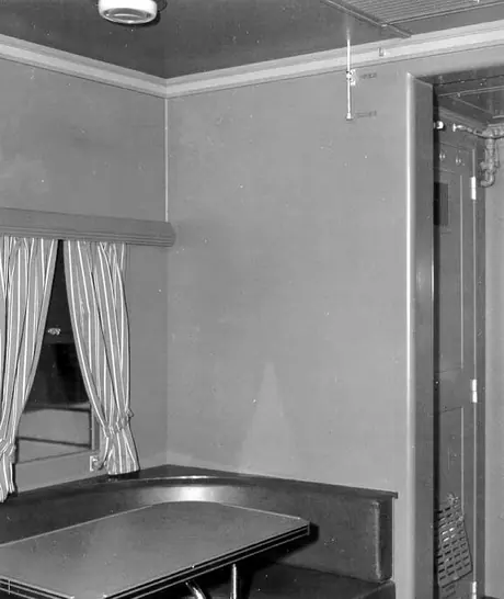 Table and bench in the dining car