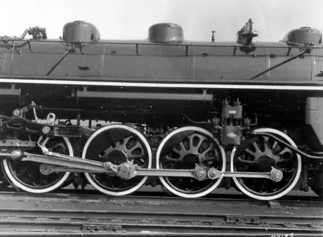 Main driving wheels, each 73
