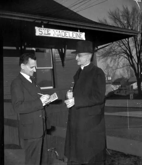 Station operator writing CNT form