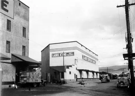 Fruit warehouse of Laurel Cooperative Union
