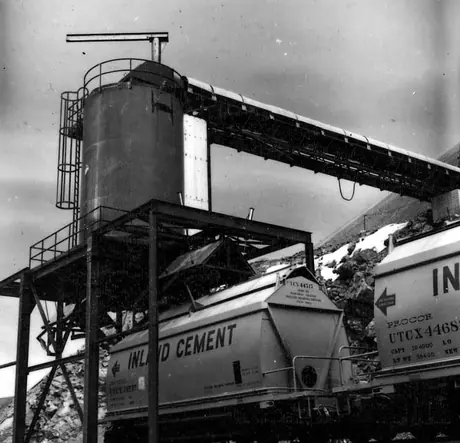 Exterior of loading area of Inland Cement Company