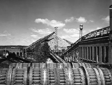 External operations of the Price Brothers Co. plant, Quebec