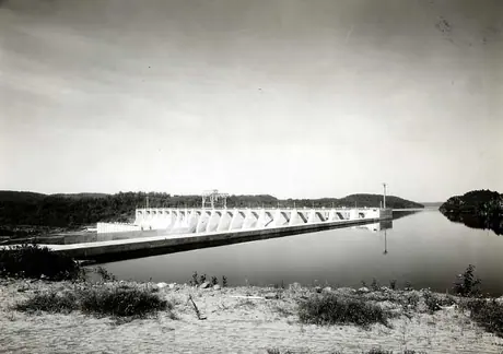 Holding back the waters of Saguenay River at the Chute-a-Charon dam